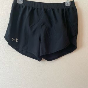 Black Under Armour shorts size Small